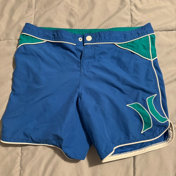 Hurley swim shorts - Picture 1 of 2